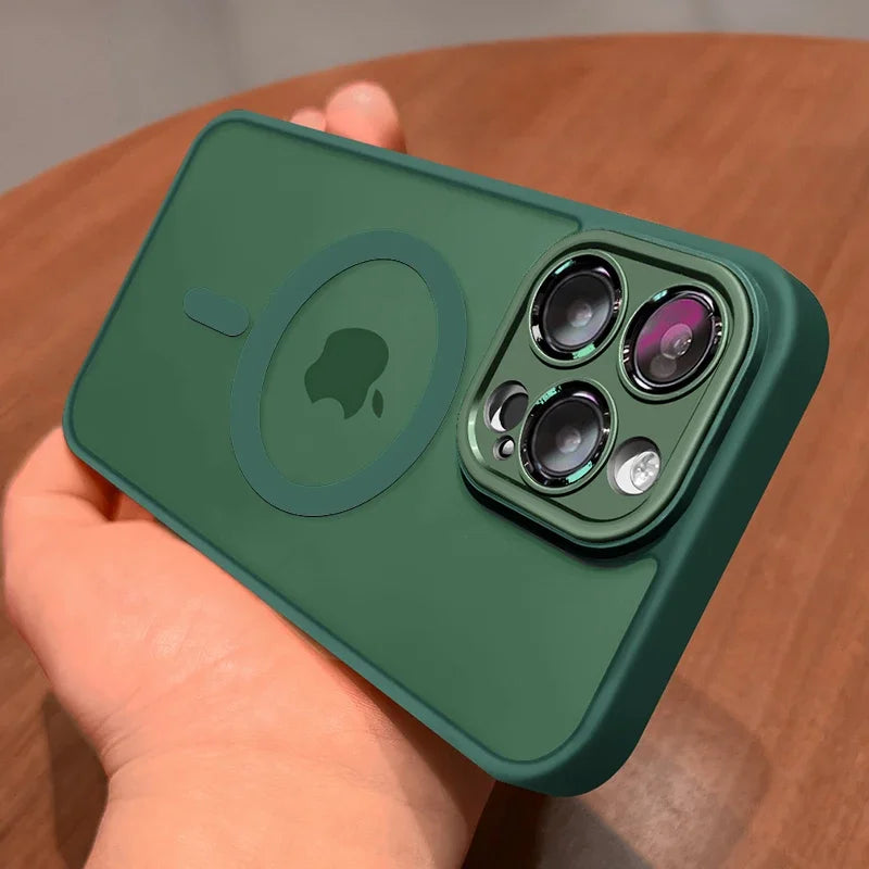 Strong Case for iPhone. Compatible with magsafe
