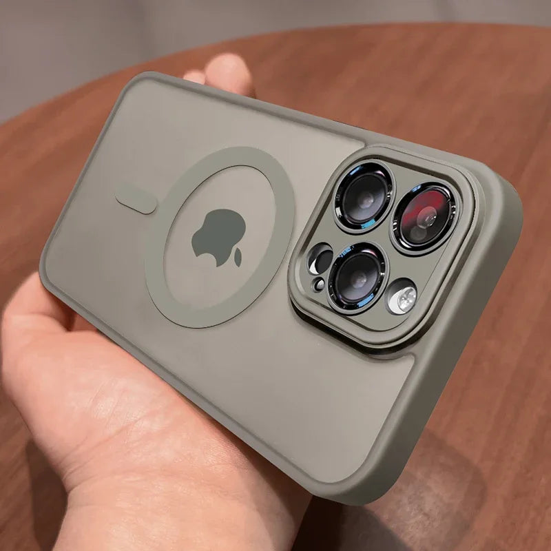 Strong Case for iPhone. Compatible with magsafe