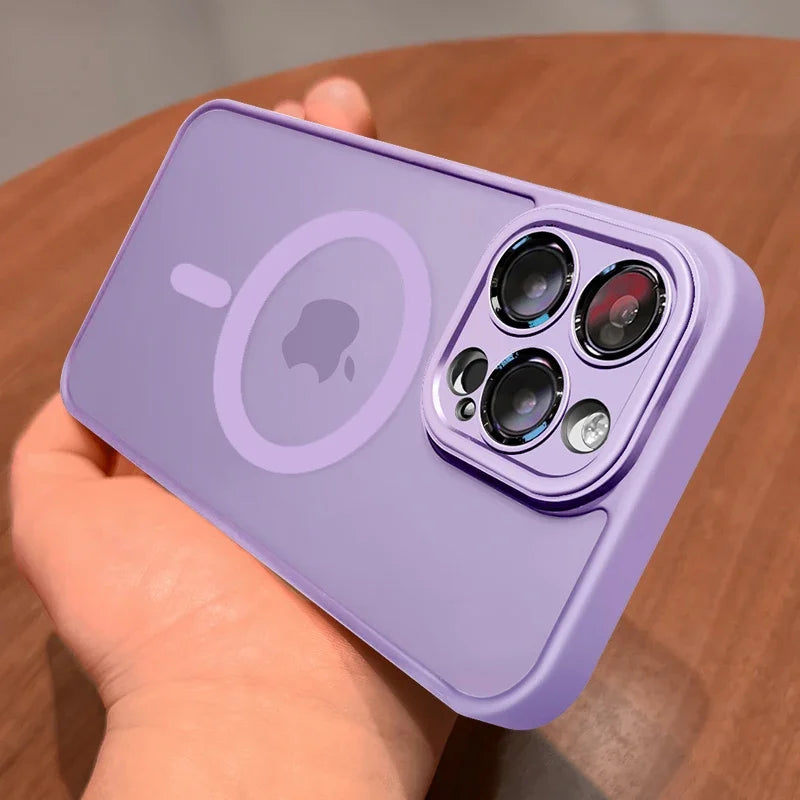 Strong Case for iPhone. Compatible with magsafe
